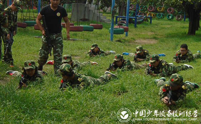 军事夏令营能让孩子迅速“蜕变”吗？