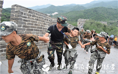 暑假青少年可以参加的特色军事训练有哪些？